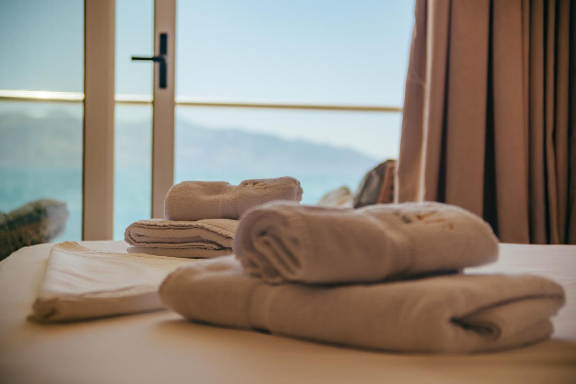 Elar Hotel